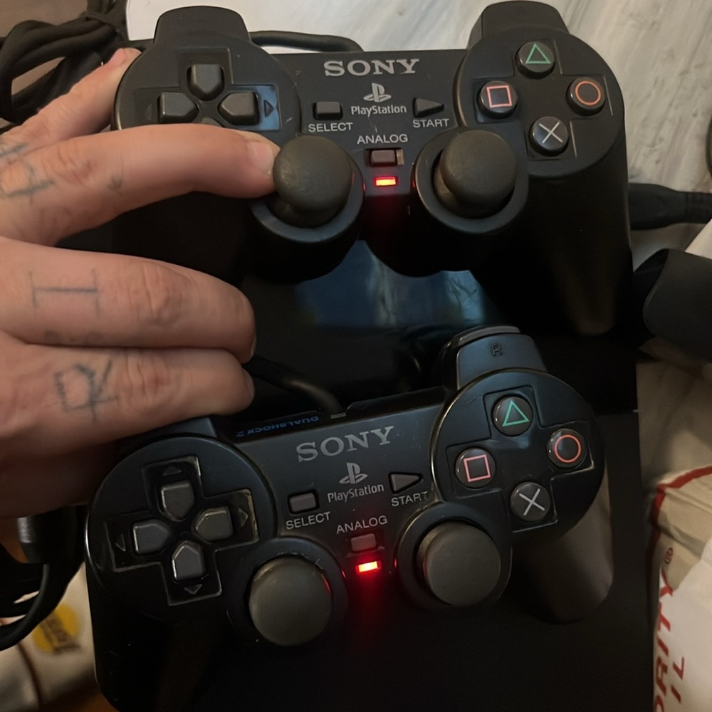 PS2- Controllers - Picture 6 of 6